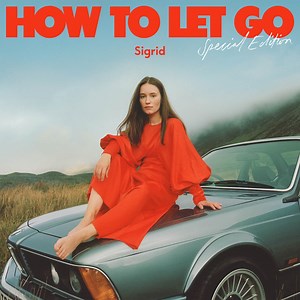 Sigrid Announces Deluxe Edition Of ‘How To Let Go’ And Shares New Song ‘Blue’