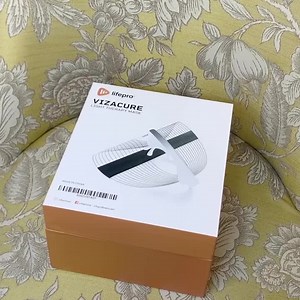 1K views · 13 reactions | Our NEW VizaCure Light Therapy Mask offers three treatments in one! Red Light - diminish wrinkles and boost collagen Blue Light - fight acne and achieve smooth skin Amber Light - reduce rosacea and improve skin softness Invest in the wellness of your skin with this amazing new light therapy treatment from Lifepro! https://loom.ly/-fd9Uek Shop on Amazon here: https://loom.ly/-apRX2g | Lifepro | Facebook