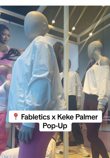 📍@Fabletics and @Keke™ pop-up party at century city mall 02/22 from 11 am to 5 pm, celebrating Keke’s new fabletic collaboration. Guests enjoyed a free belt bag for the first 100 people, Keke palmers! Live poetry writing, and a custom sticker machine! #kekepalmer #fabletics #freepopupsinla #thingstodoinla #fyp