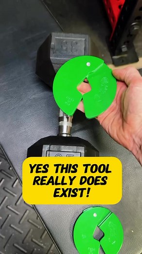 73K views · 33 reactions | Bodybuilders NEED these plates...  Dominate the stage with Micro Gainz. The fractional dumbbell plates designed to maximize your incremental gains, reduce risk of injury, & not compromise good form. ✅ Make progressive overload easier ✅ Fine tune your sets ✅ Push past plateaus Get more out of your dumbbells, grab your set of Micro Gainz plates today and upgrade the way you lift!  | Micro Gainz | Facebook