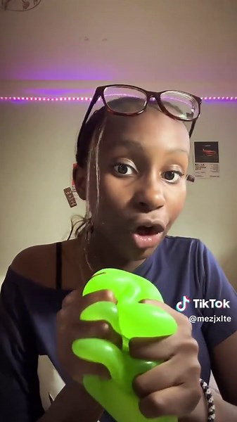 STICKY TOAST TUTORIAL 🍞🥹#foryoupage #tutorial #squishy #stickytoastsquishy #xyzbcafypシ