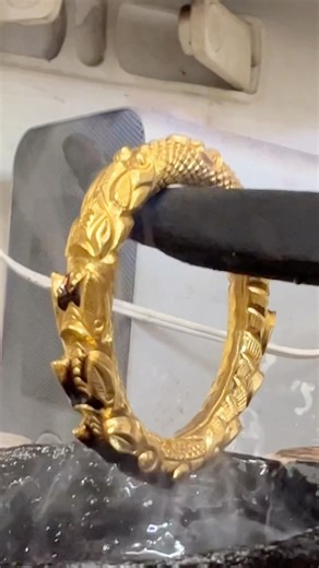 I Tried Ancient Lost Wax Casting Techniques