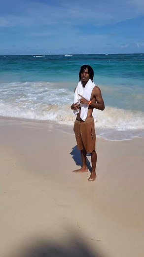 Happy Birthday 🎉🎊🎂 To my baby boy Love you to Moon 🌖 and back. Your such great Son 💙💙🙏🏿 | Kerwin Hawkins