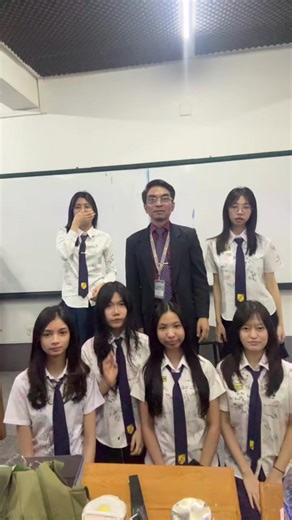 Understanding the Right Hand Rule in Physics