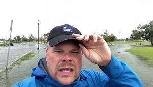 17K views · 296 reactions | Gulfport, Mississippi is experiencing the beginning stages of #stormsurge flooding from #Ida. The forecast is for 6-9’ of storm surge, meaning water above normally dry ground. The Gulfport Marina is inundated with flood waters right now. The Weather Channel is live  | Justin Michaels | Facebook