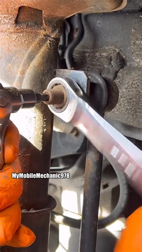 408K views · 2.4K reactions | “THIS ONLY WORKS IN FLORIDA” | Stripped in 2 seconds | Stabilizer links are a scam | Engineered for failure | This is why mechanics lose their minds #mechanicproblems #toolfails #rustbeltlife #carrepair #stabilizerlink #mechaniclife #myobilemechanic #mechaniclife #mechanic #cars #autotips #diy | My Mobile Mechanic / Auto Repair & Brake Replacement. | Facebook