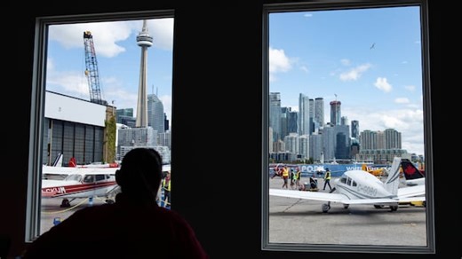New data shows how much Canadians are avoiding the U.S.