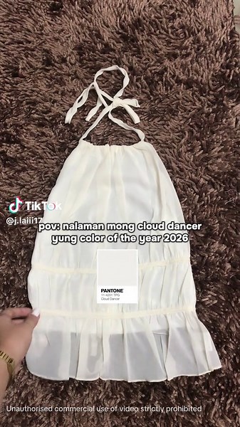 Halter Top in Color of the Year 2026: Cloud Dancer