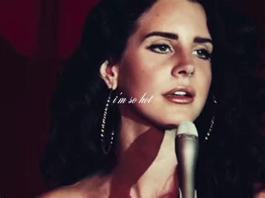 sweet serial killer #lanadelreyaesthetic #fyp #giftok #lyrics #lizzygrant