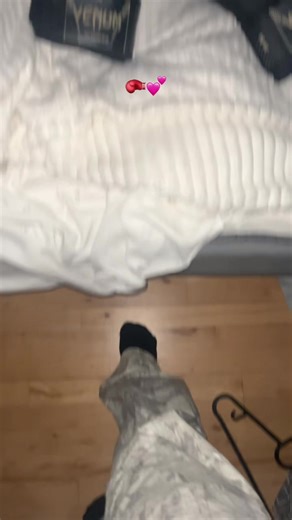 Essential Boxing Gloves for Effective Training