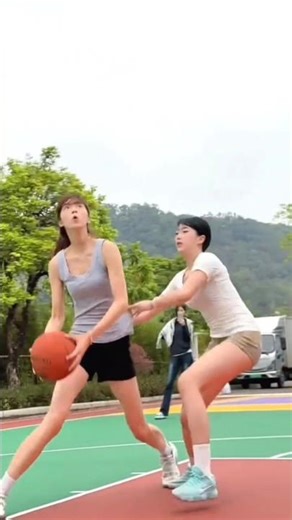 🏀 Girls Basketball Skills That Will Blow Your Mind! (Top 3 Clips) #shorts