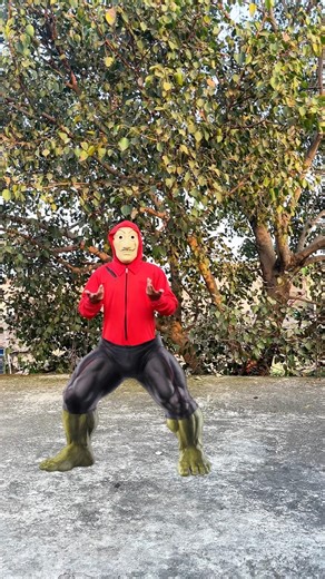 Money heist on hulk leg 😀#youtubeshorts #shorts