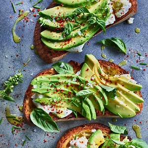 2024 Clean Fifteen List: 15 Foods You Don't Need to Buy Organic