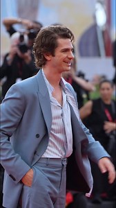 462K views · 4.1K reactions | #AndrewGarfield poses at the “After the Hunt”premiere during the #VeniceFilmFestival  | Variety | Facebook