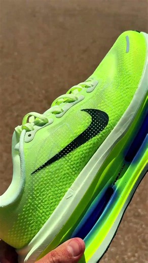 ☢️ Nike Vomero Premium unen ZoomX + Air Zoom para que correr se sienta más cómodo