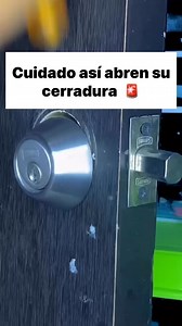 215K views · 879 reactions | Cuidado así abren tu cerradura ⚠️Be careful, they'll open your lock like this ⚠️ #hack #rapido #facil #facilities | Cerrajero Key Master | Facebook