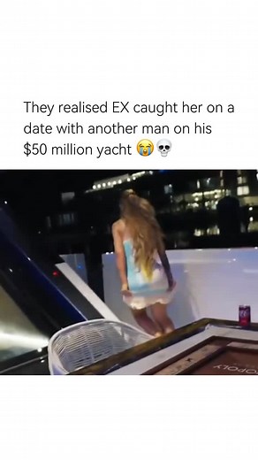 FunnyCuhh - Celebs & Steamers on Instagram: "iggy azalea, her ex(playboy carti) and neon together in any context instantly becomes a recipe for internet chaos because the three people represent very different energies iggy is a polished global superstar neon is the chaotic unpredictable streamer and her ex represents a personal history that fans are already invested in the mix immediately sparks curiosity speculation and drama the moment they interact online or on stream every glance every awkwa