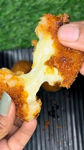 66K views · 2.4K reactions | Snacks recipe -05 Potato cheese balls #food #foodblogger #foodie #foodphotography #foodstagram #bachelorrecipe #cooking #cookingathome #cook #recipe #insta #instadaily #instagood #instalike #instagram #lunch #indianfood #lunchboxideas #lunchbox #southindian #bread #homemade #ownvoices #tamil #vegetable #snacks #indianfoodie #cheese #potatocheeseballs #potato | Myself time | Facebook