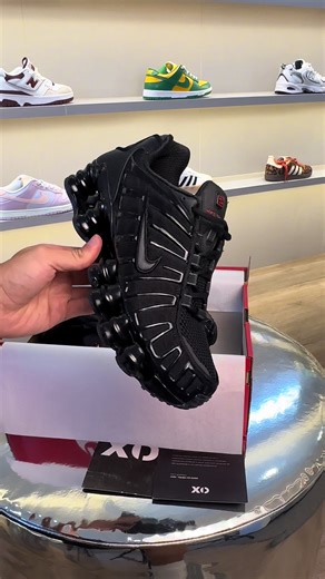 Nike Shox 12 Mola Triple Black