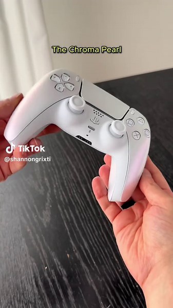 Chroma Pearl DualSense Controller - Iridescent Gaming Experience