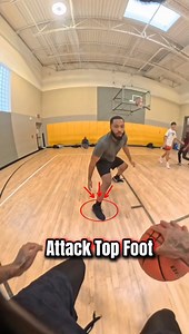 How To Read Defense In Basketball 🧠🏀 #basketball #tipsandtricks #hoops #hooper #ballislife | Pov Hooper