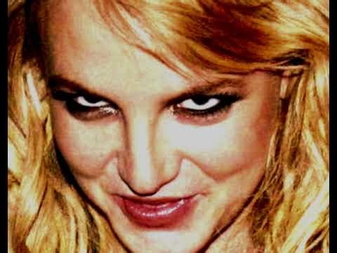 Britney Spears - Womanizer but the beats go backwards