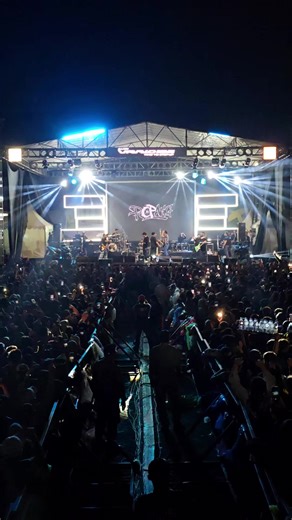 Denny Caknan Nge DJ.. seruu..ambyar penggemar sidoarjo dan sekitarnya. sopa sing melu goyang tadi... #dennycaknan #hondavario125 #sidoarjo #launchinghonda #ambyarrr