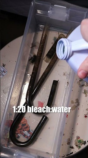 How to clean aquarium filter pipes