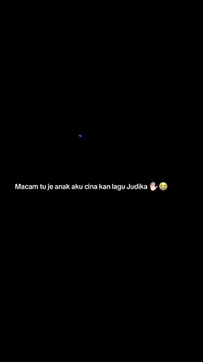 Masa ni Nella 3 tahun. Entah mana dia dapat idea men-cina-kan lagu @Judika.Official 😂😭