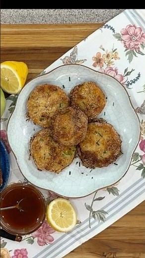 Southern Fried Green Tomatoes Just Got Better! Hot Honey Twist. #fyp #shorts