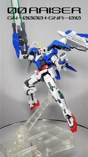RG 1/144 Gundam Exia, 00 Raiser, 00 Qan[T] (Re:Spin)