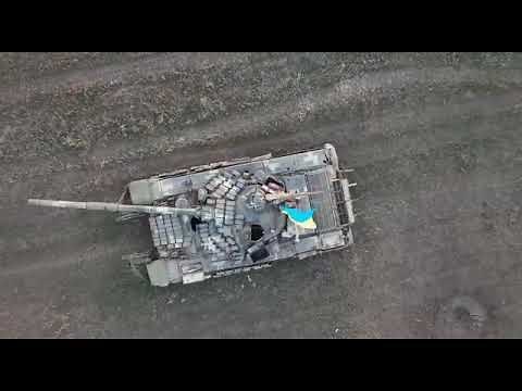 RAW FOOTAGE Ukrainian tank cook off on Kherson front