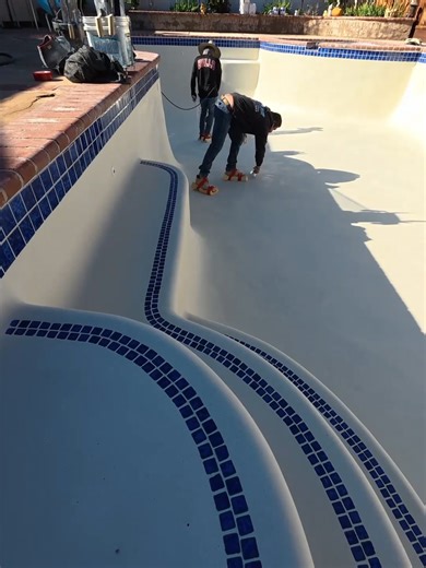 Expert Pool Plastering: Process Over Material