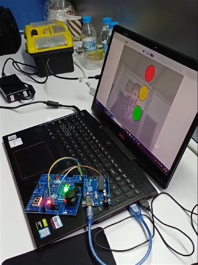 ❌ This isn’t a toy… it’s the future in action 🤖⚡ Today at Kiwan Robotech Center, our students didn’t just watch — they built, programmed, and controlled robots 🧠🚀 We worked hands-on with: 🔹 EasyBoard by Akram’s Lab 🔹 LEGO WeDo 2 Coding became fun. Robotics became real. AI became understandable. 💡 And the highlight? 👋 We welcomed a new guest to our center, discovering the exciting world of Robotics & Artificial Intelligence for the first time! From the first line of code to the first robot
