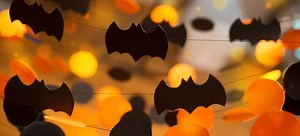 Cheap and Easy Outdoor Halloween Decorations | DoItYourself.com