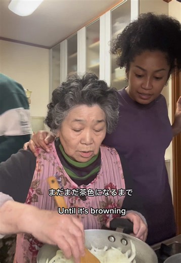 Easy Japanese food that I love ❤️ 【Ingredients 】 Beef slices Tomato onions garlic (Napa cabbage) Hayashi rice roux block Salt and pepper Water