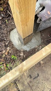 156K views · 537 reactions | Secure the timber fence post in the ground with postmix #postmix #fence #fencing #post #fence post | Wulstan Fencing & Landscapes | Facebook