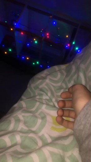Vidéos de amelie.lou (@amelie.lou8) avec