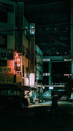 Alex ‘Moses’ Kotevski on Instagram: "Try this free Lightroom Base Preset 📸 . #madewithlightroom #lightroompresets #lightroomtutorials #lightroommobile #sydneyphotographer"