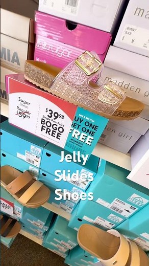JELLY SLIDES SUMMER SHOES SO CUTE BLING BLING SHOE CARNIVAL #summershoes #shoecarnival