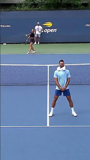Sabalenka uses Djokovic for TARGET practice! 🤣