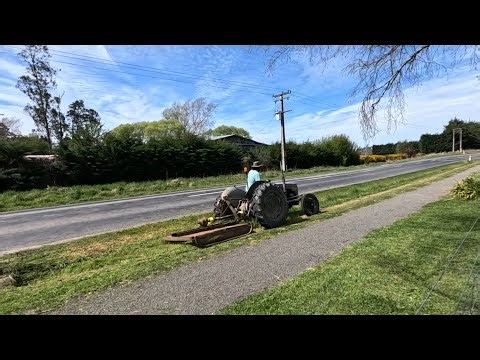 First Mow Of Spring 2025 With My TEA 20 Ferguson Tractor 