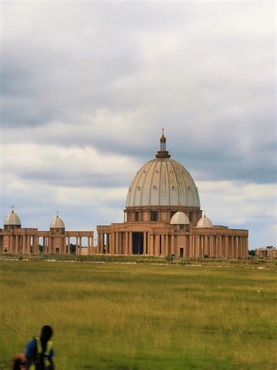 Yamoussoukro: Routes Libres et Belles