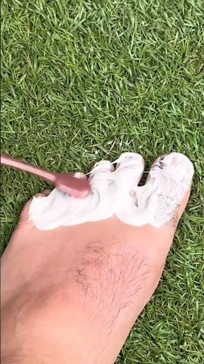 Black Toenail Polish Removal Hack 😱 Instant Cleaning Trick #shorts #cleaninghacks #lifehacks #nails