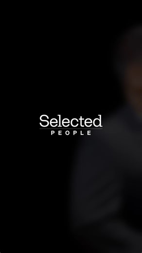 Selected India on Instagram: ""I've always believed in creating spaces that inspire," says Aakash Gupta, CEO, Crossword Bookstores. Dive into his bits of wisdom on creating one of India’s most iconic literary destinations. Full episode at the link in bio. [Selected People, Aakash Gupta, Crossword Bookstores]"