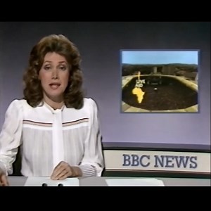 535K views · 15K reactions | LIVE AID AT 40  “So Bowie came over and said roll over and I will give you a massage.” Bob Geldof explains what went on behind the scenes at Live Aid ️ | Wembley Stadium connected by EE | Facebook