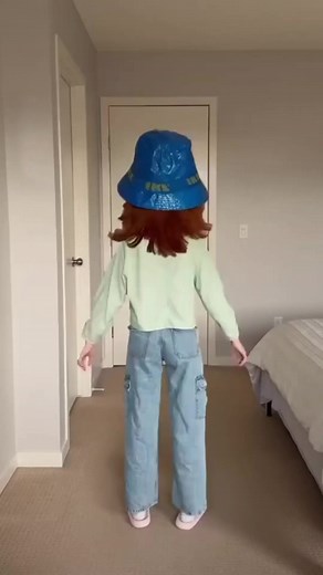 Pocoyo Dance with Predators Theme