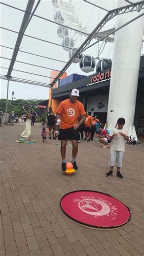 pião com pogobol, ja viu assim ? #nostalgia #humor #brincar #naruasemwifi