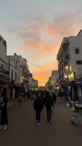 Golden hour in the heart of Essaouira’s Medina! 🌅 As the sun sets over the blue and white alleys, the air fills with the rhythm of Gnawa music, creating a soulful soundtrack to this magical coastal city. 🎶✨ There’s nothing like watching the sky change colors while the beats of traditional drums and melodies of the guembri echo around every corner. Essaouira, you truly feel like a dream. 💙 . . . . #morocco #marrakech #travel #maroc #love #photography #instagood #africa #photooftheday #travelph