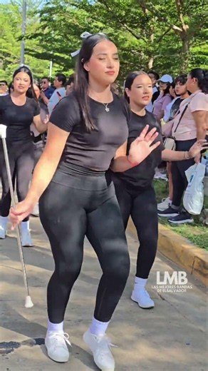💃 Beautiful Majorette #viralvideo #majorettes #dance #beauty #elsalvador #batontwirlers